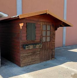 CASETTA IN LEGNO