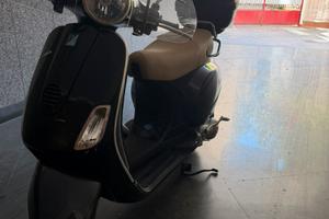 Vespa LX 125