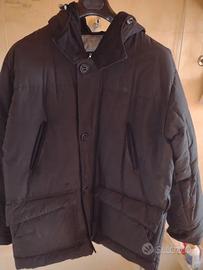 Capo spalla con cappuccio