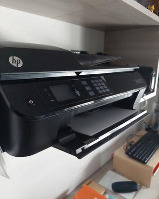 Stampante HP Officejet 4630 con Scanner