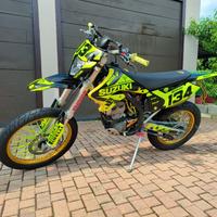 Suzuki Valenti Racing RMZ 250 4t - 2005