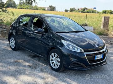 Peugeot 208 PureTech 82 5p. GPL Allure