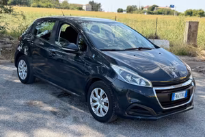 Peugeot 208 PureTech 82 5p. GPL Allure