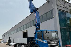 SCANIA P 360 CON GRU PM 63 SP