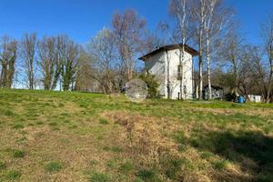 RUSTICO A ALBIANO D'IVREA