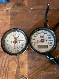 Buell conta km e giri