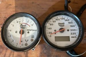 Buell conta km e giri