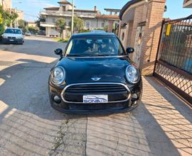 Mini Cooper D 1.5 115 CV Neopatentati