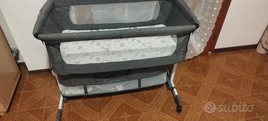 culla neonato fianco letto.