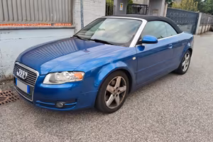 Audi A4 Cabriolet 2.4 V6 benzina