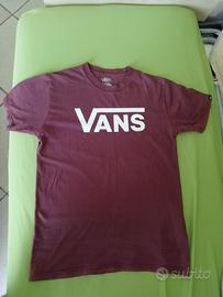 t-shirt Vans e Pull & Bear