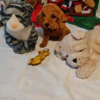 SET nr. 6 pupazzi peluches e 1 portachiavi