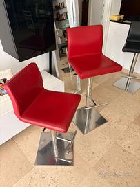 Sgabello in pelle (Rossa - Nera)