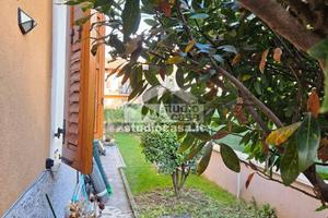 3 CAMERE RIFATTO A NUOVO con GIARDINO PRIVATO