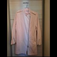 Trench rosa di Stradivarius