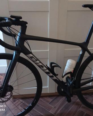 Bici Giant TCR Advanced 1 TgM disc carbon