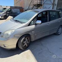 Ricambi Toyota Corolla Verso 2.0 TDI 90cv del 2003