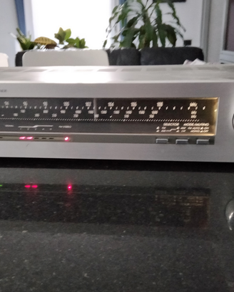 Tuner JVC