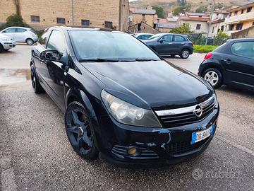 Opel Astra GTC 1.6 Turbo GPL 180cv