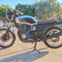 Kawasaki GPZ 550 - 1985