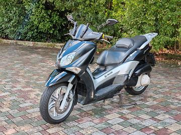Yamaha xcity 250 tenuto maniacalmente 