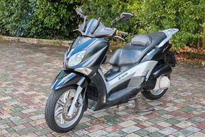 Yamaha xcity 250 tenuto maniacalmente 