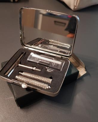 rasoio da viaggio in argento