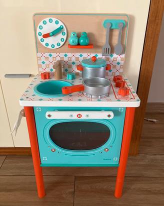 Cucina in legno per bambini