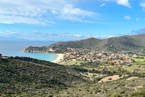 Solanas: Villa, 4camere e ampliamento approvato