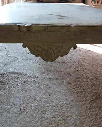 tavolino basso in legno