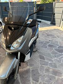 Yamaha x max 250