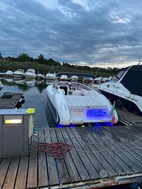 Motoscafo unico veloce