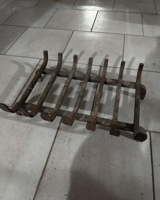 Porta legna per camino