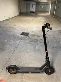 Monopattino elettrico Xiaomi 1S