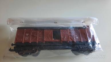 Lima 3105 Carro chiuso  SNCF con luci coda