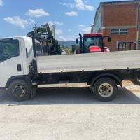 ISUZU NPR75 CON CASSONE RIBALT.TRILAT. ANNO