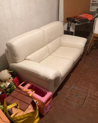 Divano in pelle 3 posti