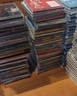 CD musicali originali 152 pezzi