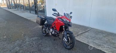Ducati Multistrada V2 Red