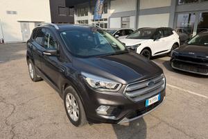 Ford Kuga 1.5 TDCI 120 CV S&S 2WD Powershift Titan