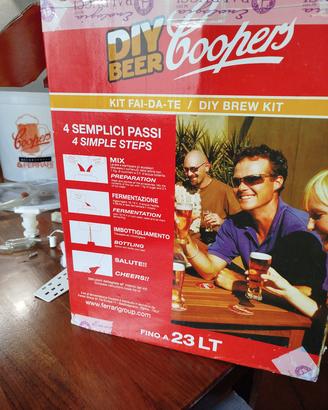 Kit per birra Ferrari + struttura per bottiglie