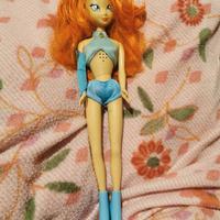bambola winx bloom parlante non testata