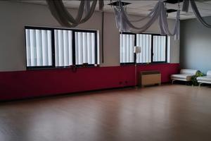 Locale mq 130 no abitazione