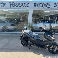 Voge Sfida SR3 300 tuo a 45 euro al mese senza ant