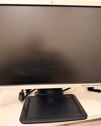 Monitor HP 22” LA2205