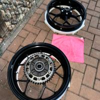 Cerchi CBR 1000 RR-R 2020-2024 (10.000km 2023)