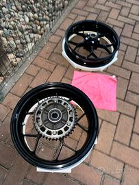 Cerchi CBR 1000 RR-R 2020-2024 (10.000km 2023)