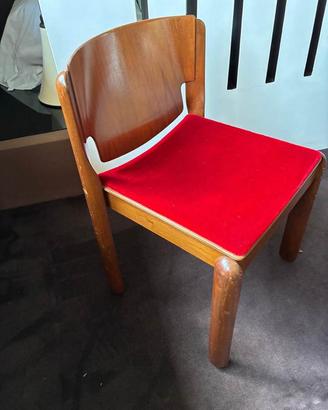 8 sedie modello 122  Cassina - Vico Magistretti
