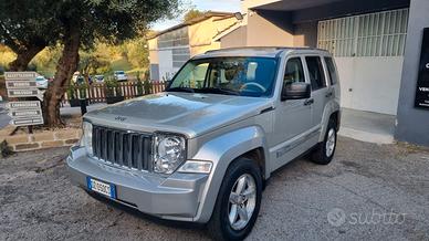 Jeep Cherokee 2.8 CRD DPF Limited