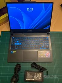 MSI cyborg 15 A 12 V